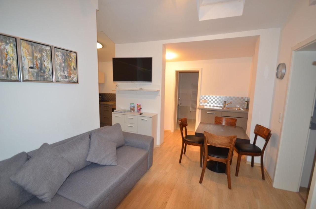 Am Schlosspark - App Ostsee-Perle Apartment Gluecksburg Ngoại thất bức ảnh